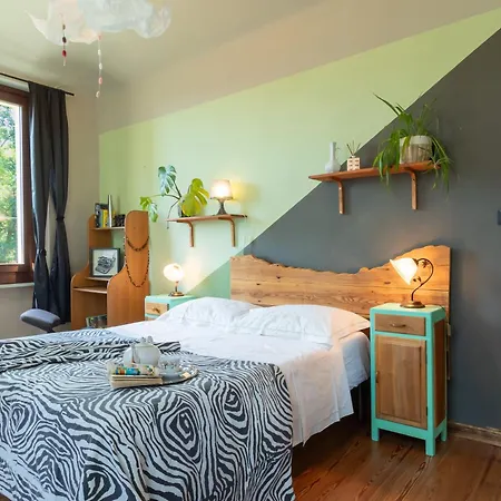 Aurorina, Con Giardino شقة توري بليش
